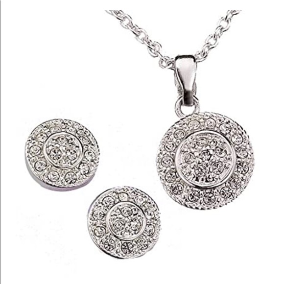 Avon Avon Pave Necklace gift set - Picture 1 of 3